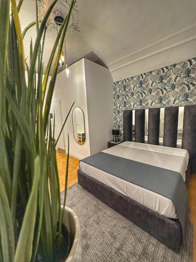 Boutique Rooms B&B Catania Bagian luar foto