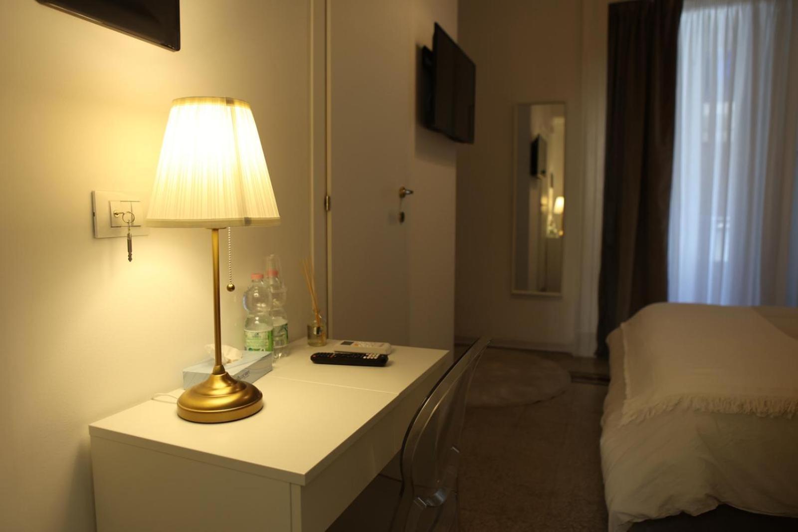 Boutique Rooms B&B Catania Bagian luar foto