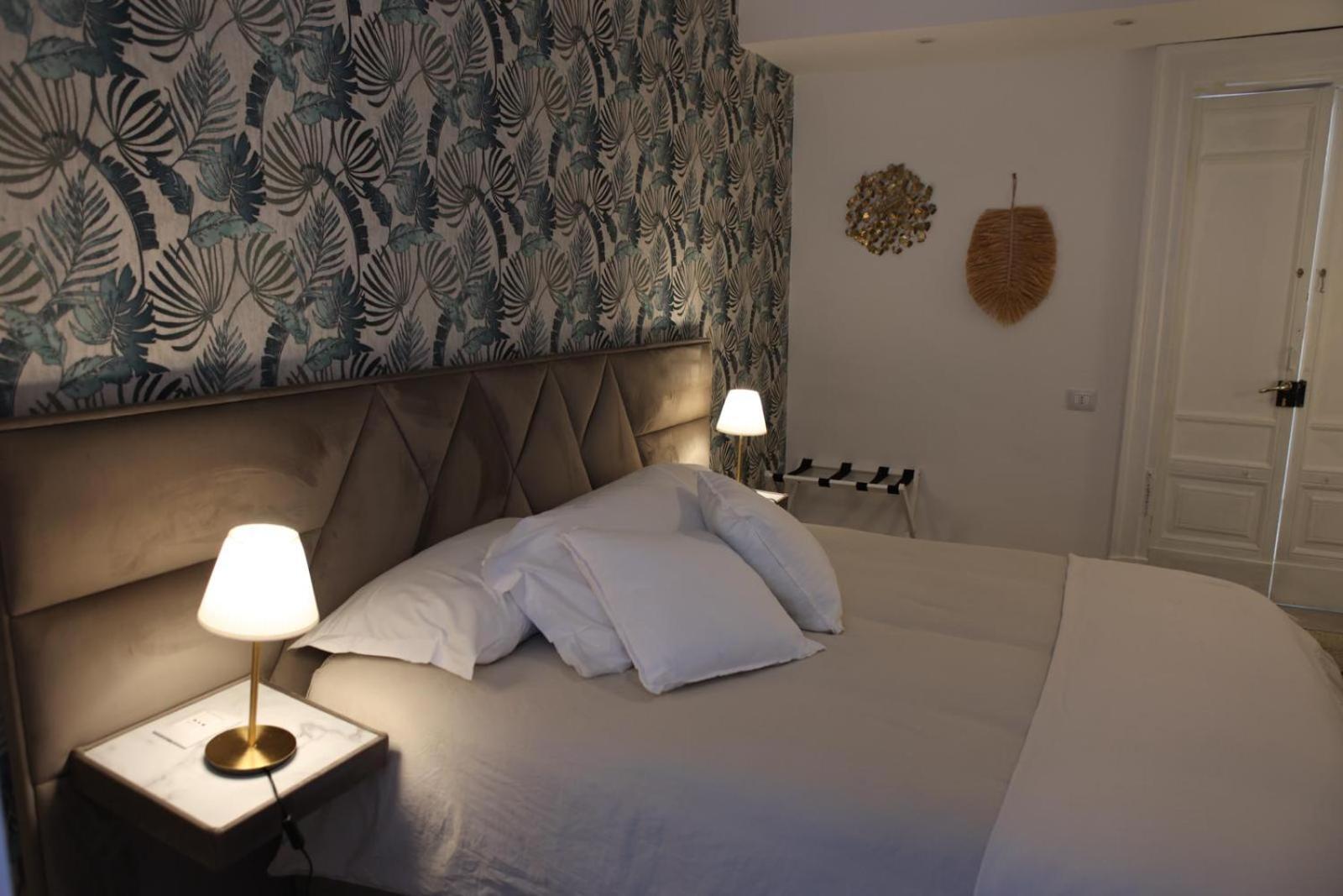 Boutique Rooms B&B Catania Bagian luar foto